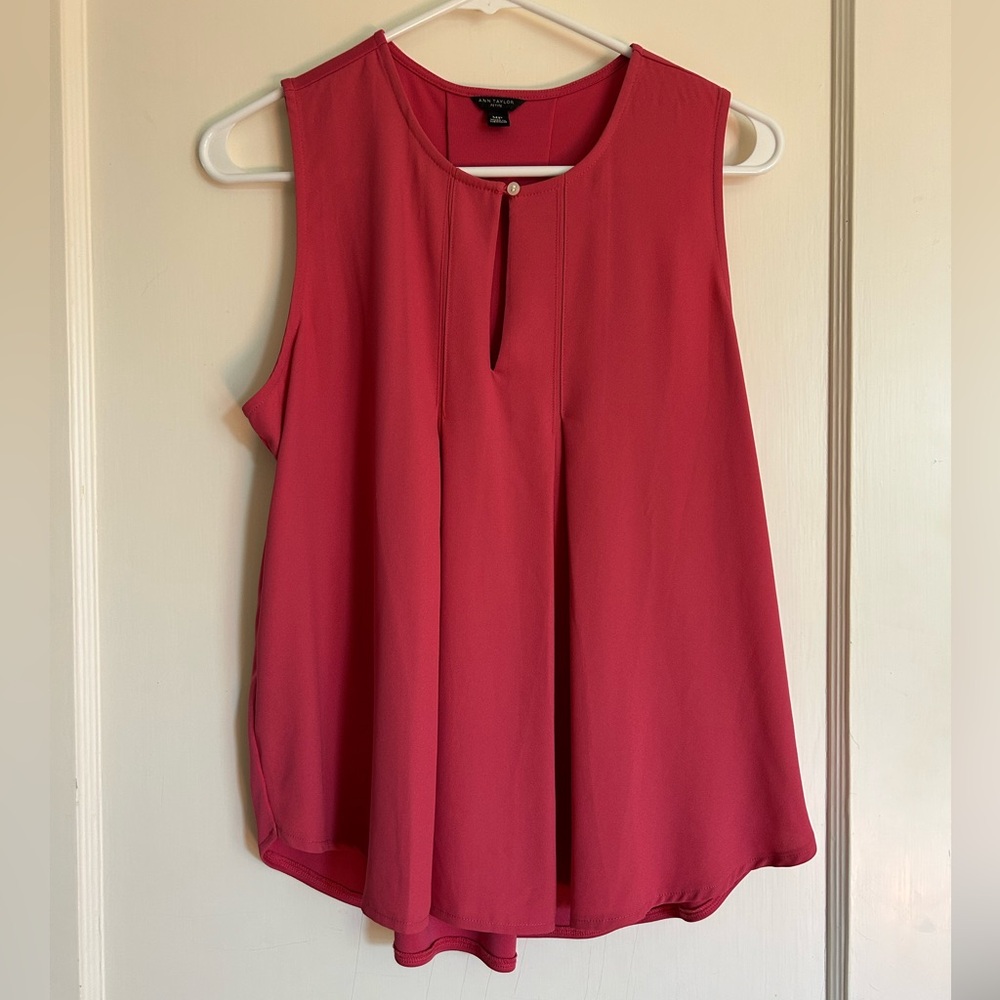 Ann Taylor Sleeveless Top in Rich Pink
